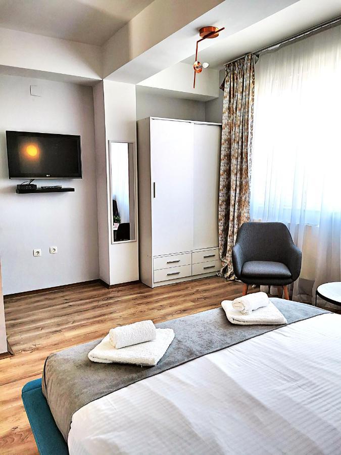 Guest Rooms Denicija Skopie Exterior foto