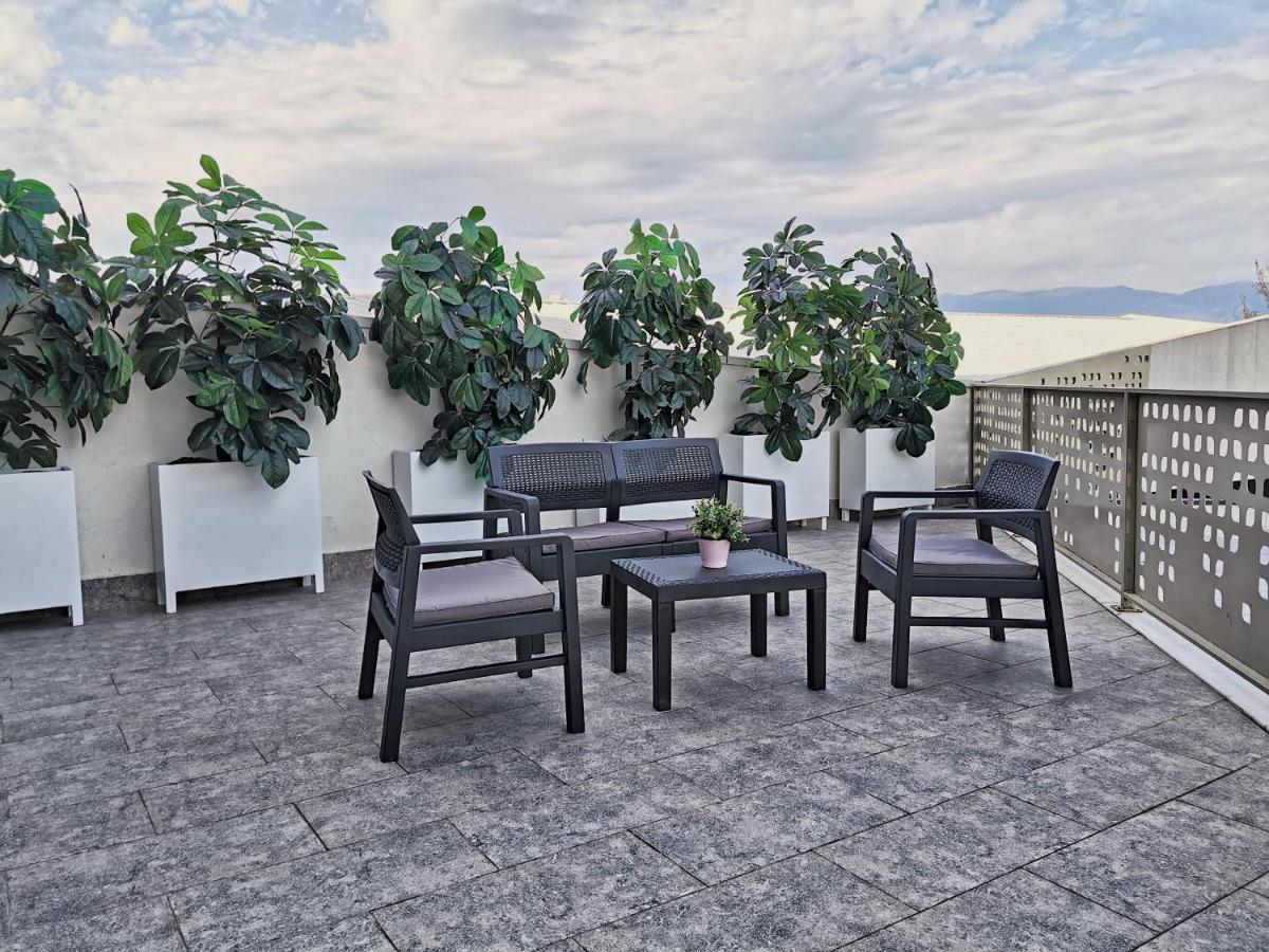 Guest Rooms Denicija Skopie Exterior foto